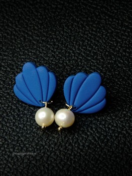 Blue Shell Earring with Pearl by Aurora Creation 2