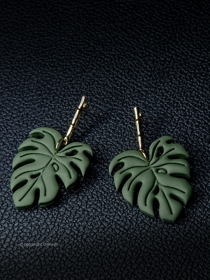 Monstera Oorbellen Groen van Aurora Creation Monstera Oorbellen Groen van Aurora Creation