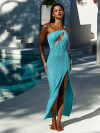 Aquablauwe assymetrische maxi-dress met vergulde ring van Luli Fama Miami