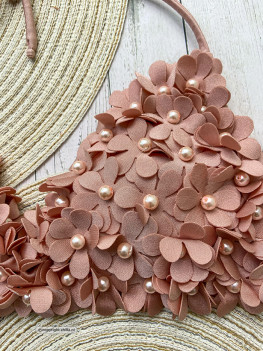Oudroze bikini versierd met bloemen en parelmoer kraaltjes: Special Edition! 2