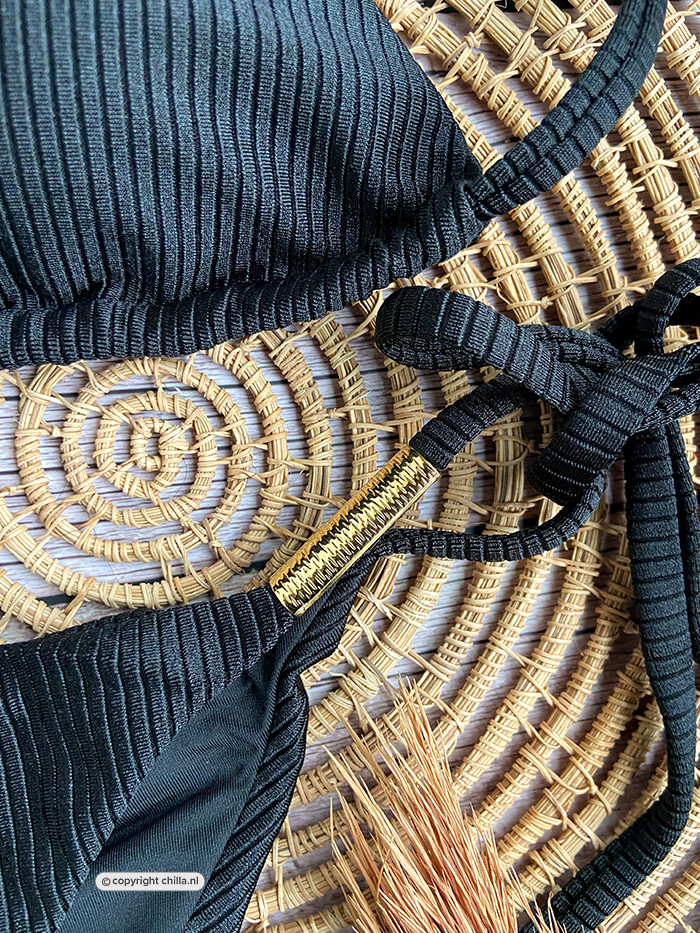 Bikini Triangle Ariel Black Ribbed van Mystical Swimwear