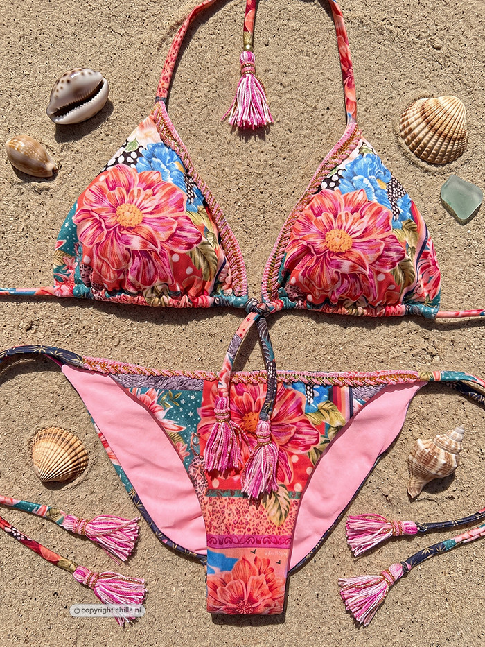 Bikini Triangle Floral van Specials