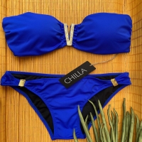 Ben je nog op zoek naar een bandeaubikini? Deze blauwe bikini van Phax is een echte eye-catcher!

#bandeaubikini #phaxbikini #kobaltblauw #phaxswimwear #colormix #mixenmatch #bikinifashion #bikinishop #straplesstop